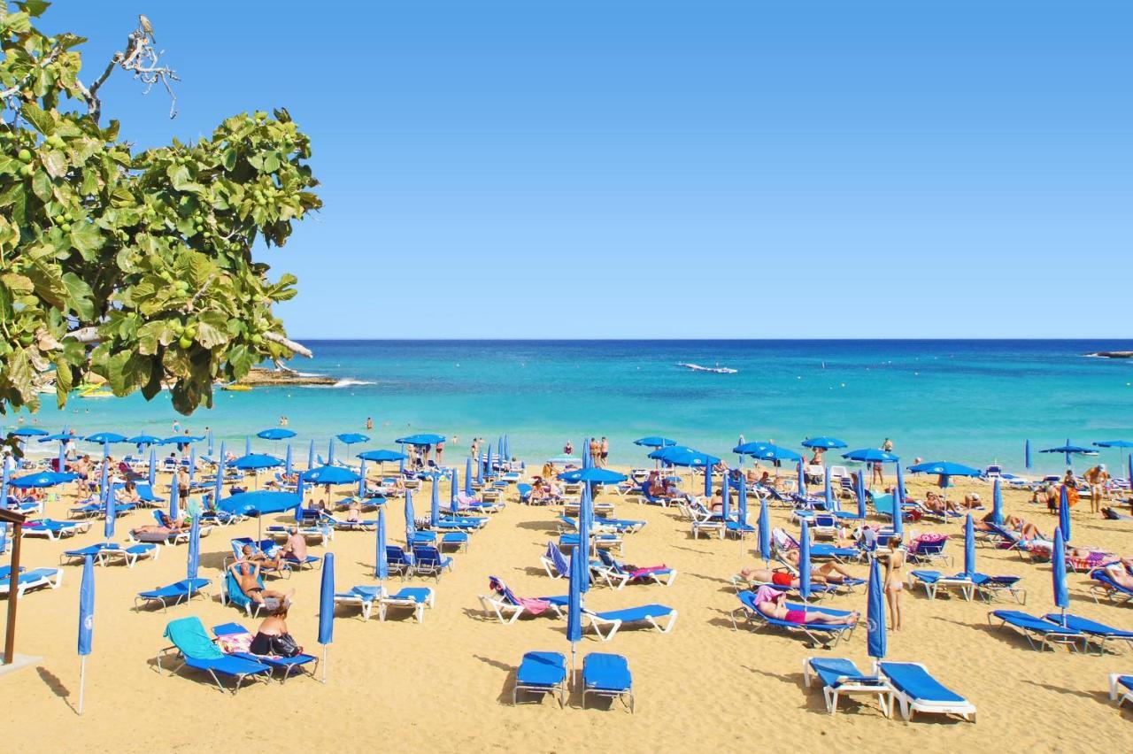 Lucile - Coralli Beachfront Apartment พาราลิมนี ภายนอก รูปภาพ